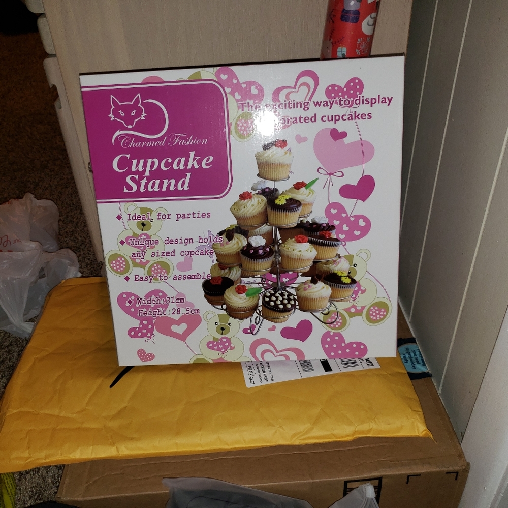 Cupcake stands